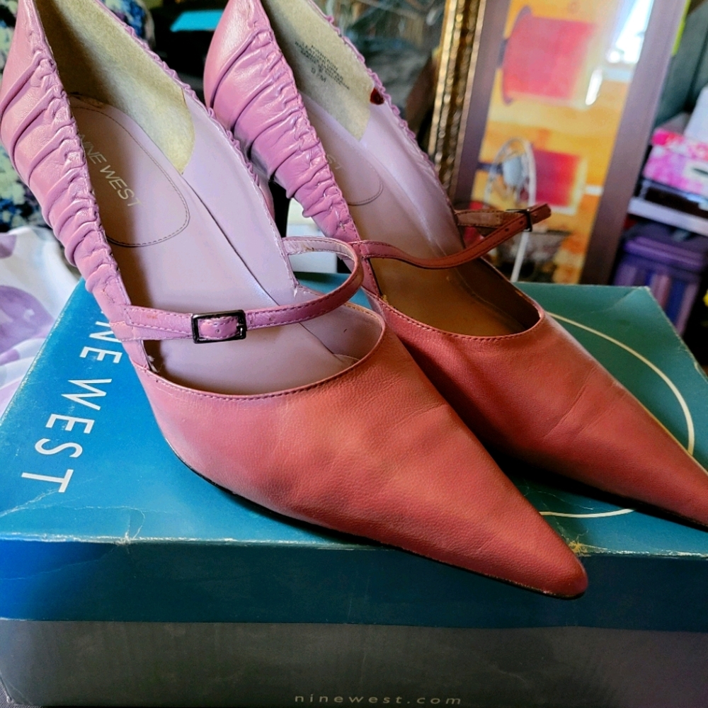 Nine west pumps